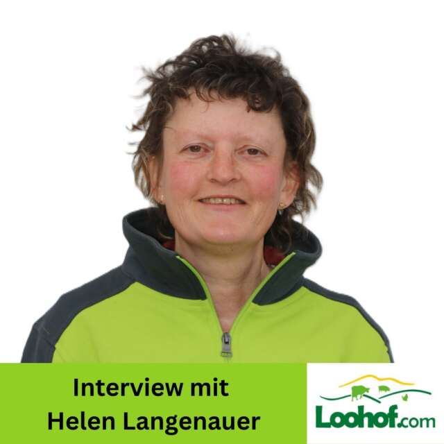 🌿 Interview mit Helen Langenauer – Teammitglied vom Loohof 🌿

Lerne Helen kennen! 💚 Seit 28 Jahren lebt sie in Leibstadt auf einem Bauernhof und kam dank Pascal ins Loohof-Team. 👩‍🍳

In unserem Interview erzählt sie:
✅ Welche Aufgaben sie in der Produktion übernimmt 🔪🐔
✅ Warum sie die Arbeit am Markt so schätzt 🤝😊
✅ Welches ihr Lieblings-Loohofprodukt ist 🍔🌾
✅ Was sie in ihrer Freizeit am liebsten macht 🐶🚲🥕

👉 Swipe durch die Bilder, um das gesamte Interview zu lesen!
✨ Unterstütze regionale Landwirtschaft und nachhaltige Produktionen.

📩 Schreib uns in die Kommentare: Welches ist dein Lieblingsprodukt vom Loohof? 🏡👇

#Loohof #Nachhaltigkeit #Bauernhofleben #Schweizerfleisch #Weidehaltung #DirektvomBauern #TeamLoohof #RegionalGeniessen